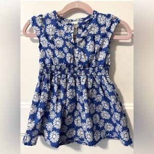 OshKosh B'Gosh Daisy Print Dress
18 Months